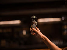 Carregar imagem no visualizador da galeria, Estabilizador DJI Osmo Pocket 3 Creator Combo